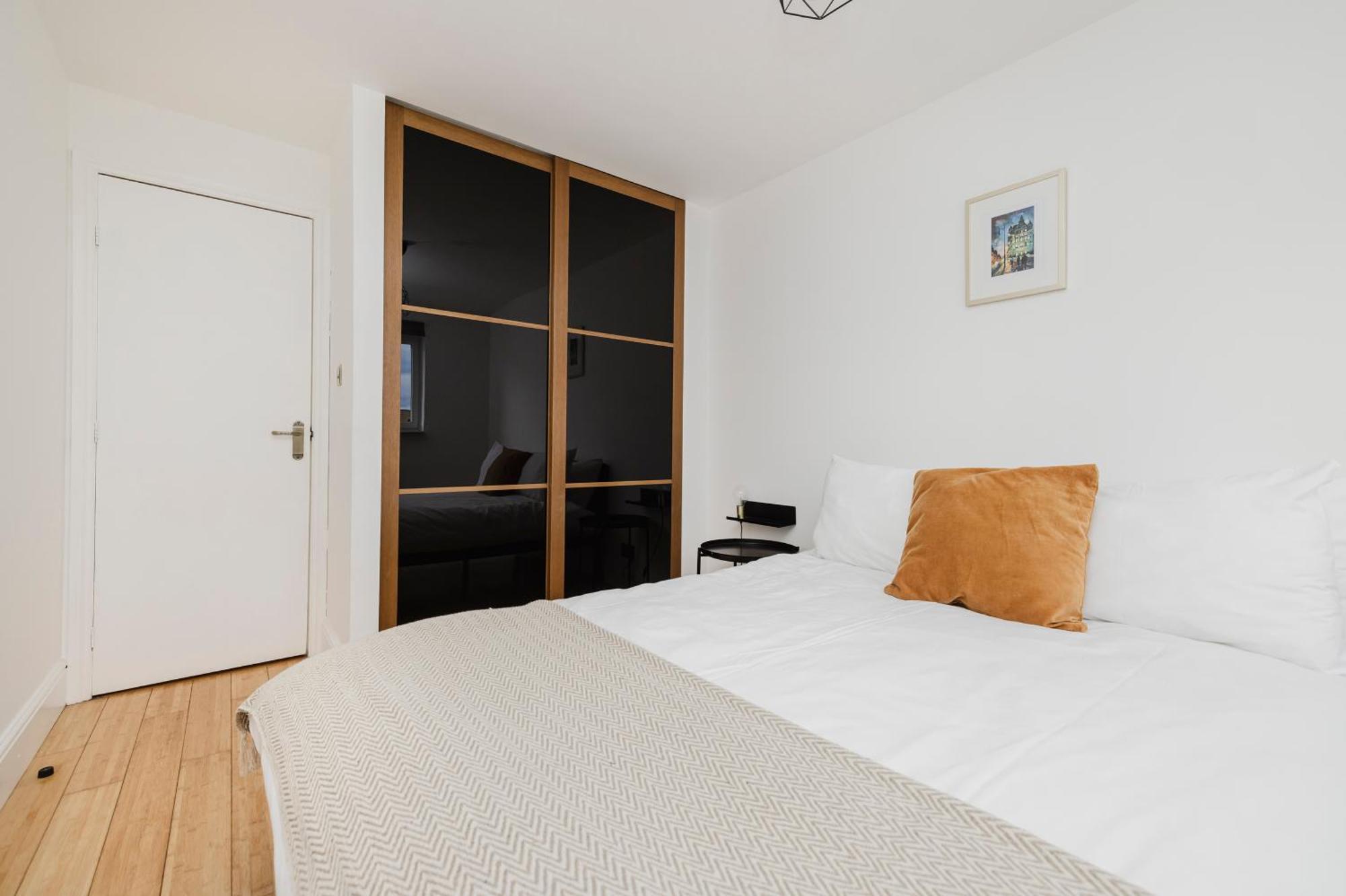 Joivy Welcoming Flat Near Park Apartman EDI Kültér fotó